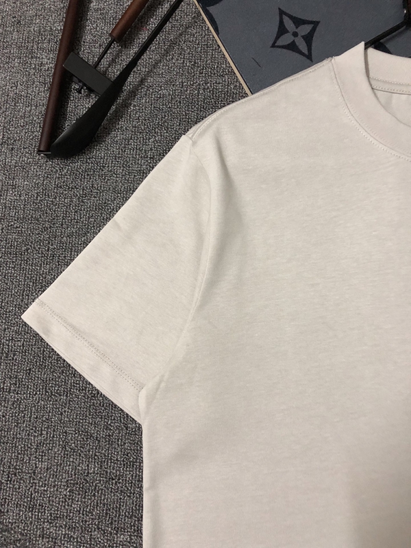 ブランドTシャツ細部ディテール